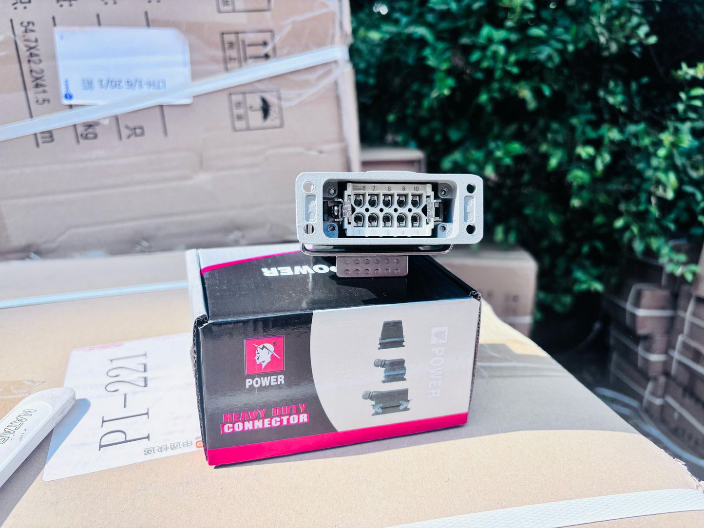 HARTING CONNECTOR Industrial Heavy Duty Multi-Pin Connectors (HDC) – 4 to 64 Pin Options