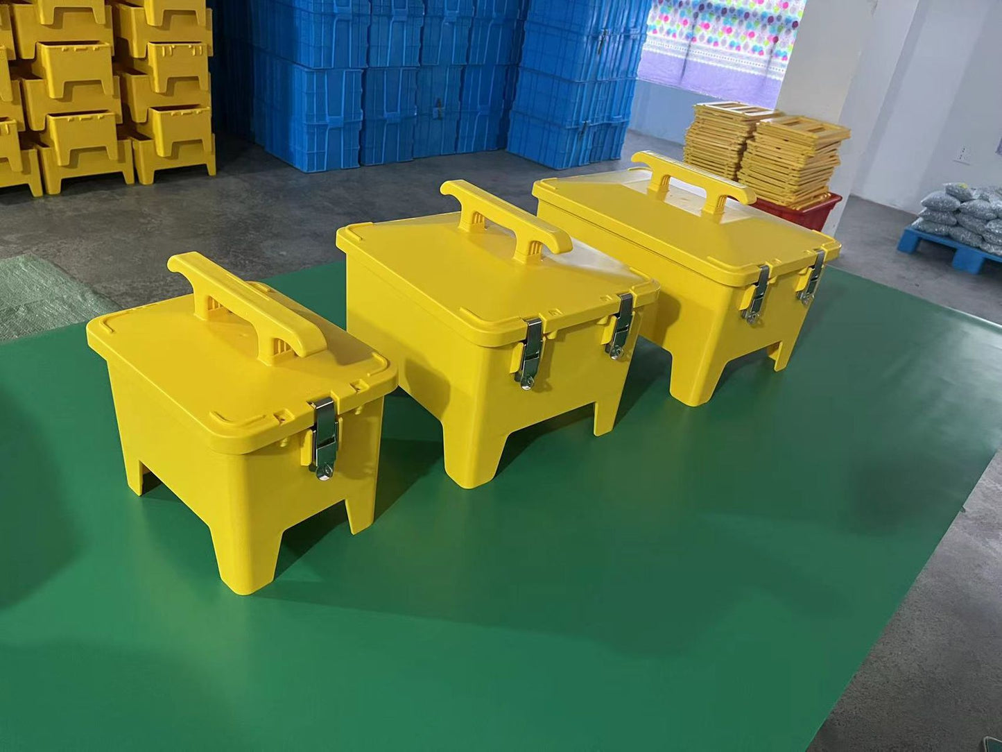 IP67 Mobile Yellow Power Distribution Boxes (Rugged Polyethylene)