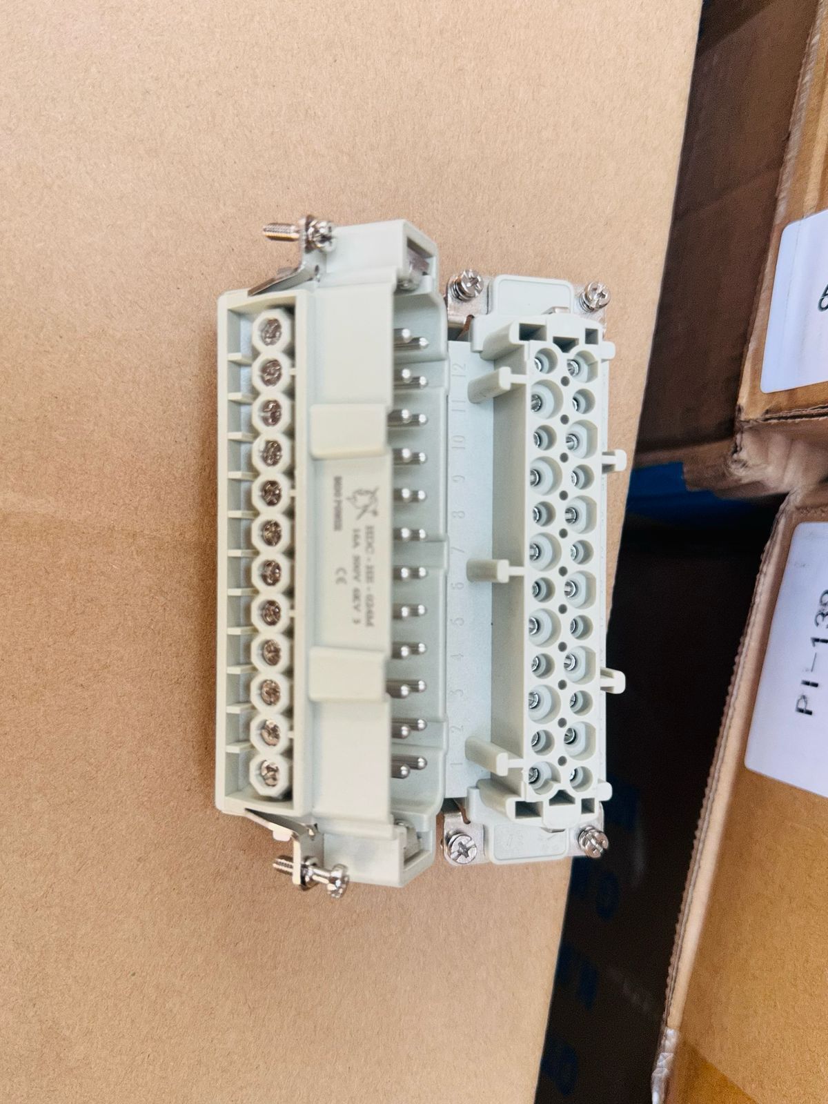 HARTING CONNECTOR Industrial Heavy Duty Multi-Pin Connectors (HDC) – 4 to 64 Pin Options